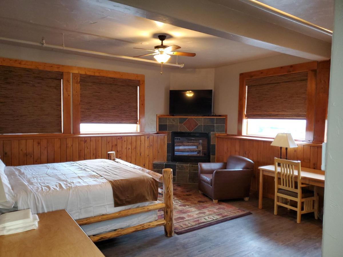 Buffalo Lodge Of 比格福克 外观 照片